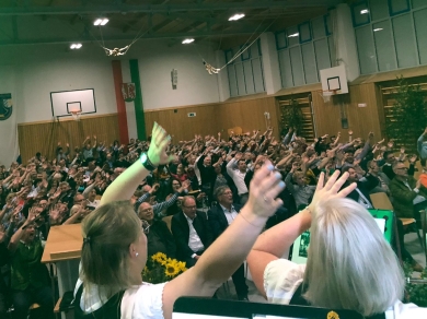 22handsup